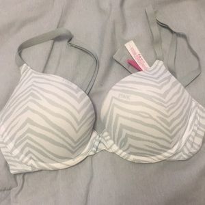 Victoria's Secret Intimates & Sleepwear - VS push-up bra Victoria's Secret Intimates & Sleepwear - VS push-up bra